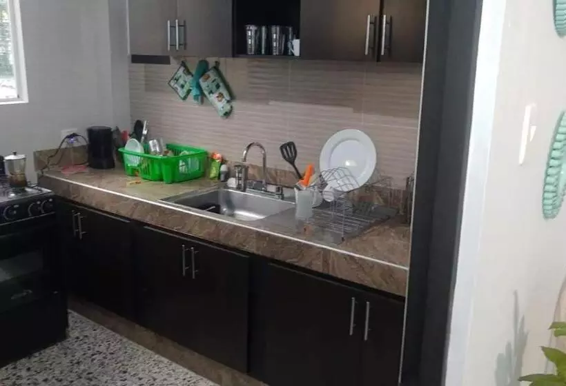 Retkeilymaja Casa Tamarindo