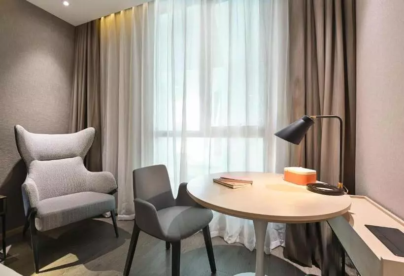 Atour Hotel Tianjin Eye