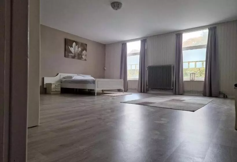 B&b  T Kloaster Kamer Het Landhuis