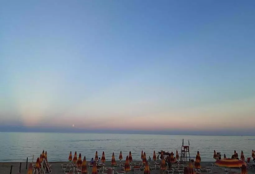 Aamiaismajoitus (B&B) La Segreta Del Castello, Private Access