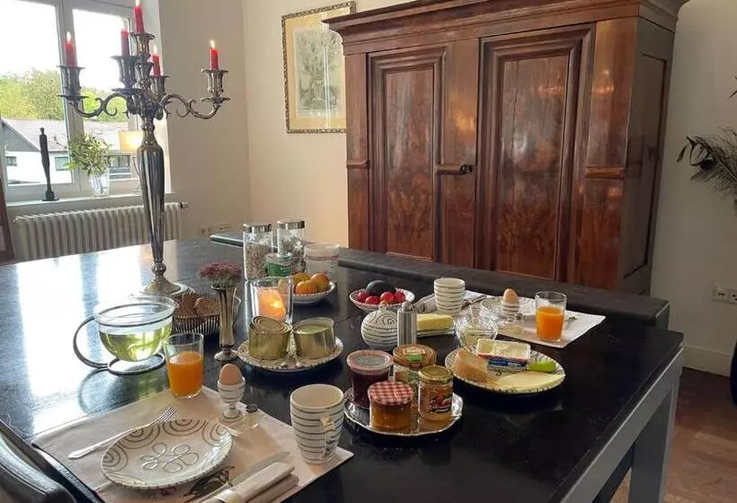 Aamiaismajoitus (B&B) Villa Krafft Bed&breakfast