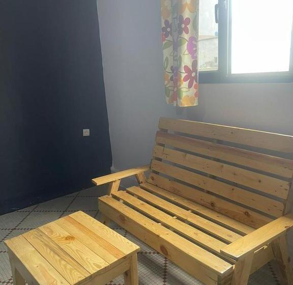 هتل Auberge Café Restaurant Tunis