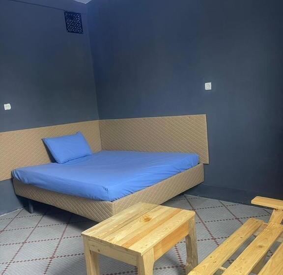 هتل Auberge Café Restaurant Tunis