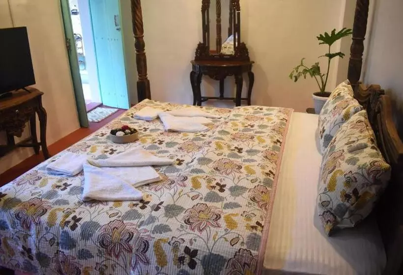 Hotelli Casa Happy Dervish, 2mins Away From The Beach
