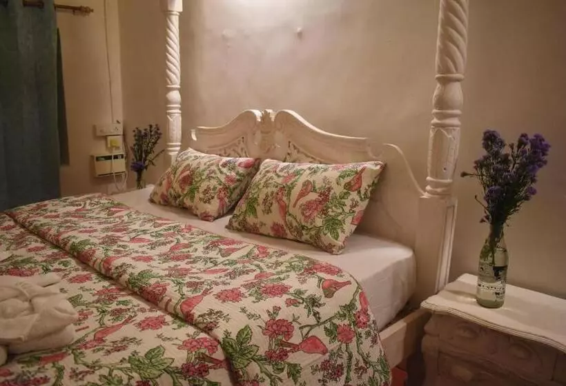 Hotelli Casa Happy Dervish, 2mins Away From The Beach