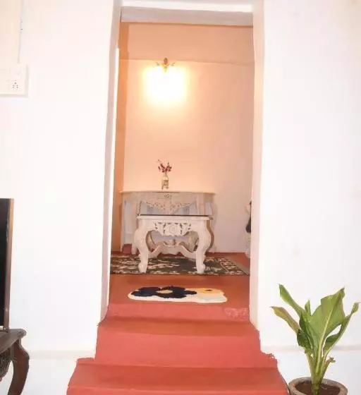 Hotelli Casa Happy Dervish, 2mins Away From The Beach