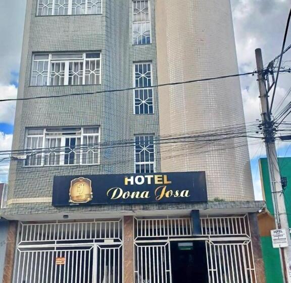 호텔 Dona Josa