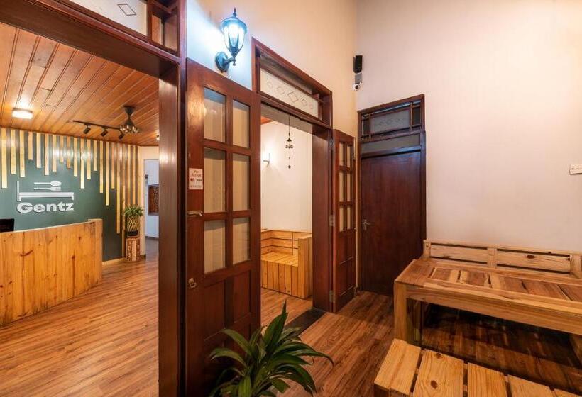 فندق Gentz Residency & Restaurant