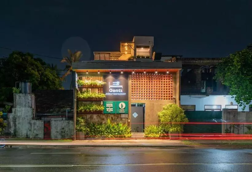 ホテル Gentz Residency & Restaurant