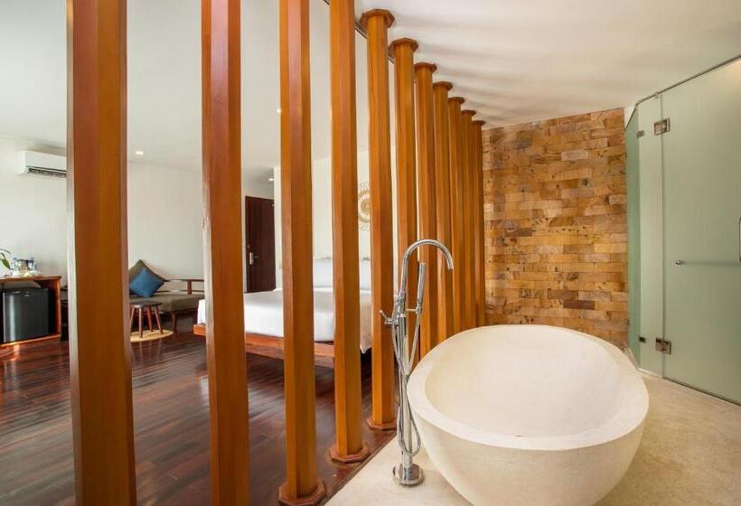 Hotel Mera Residence