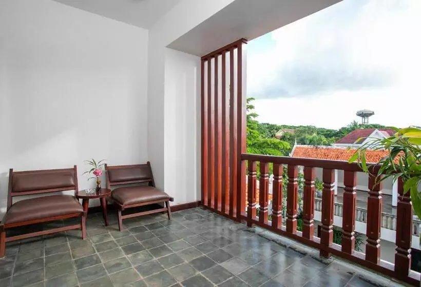 Hotelli Mera Residence