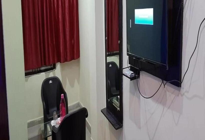 Hotel Radhe Krishna Adilabad