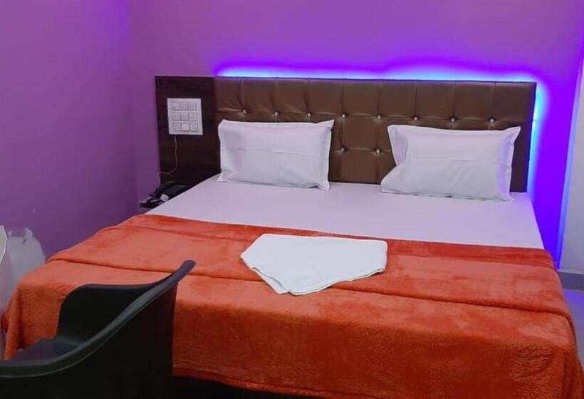 Hotel Radhe Krishna Adilabad