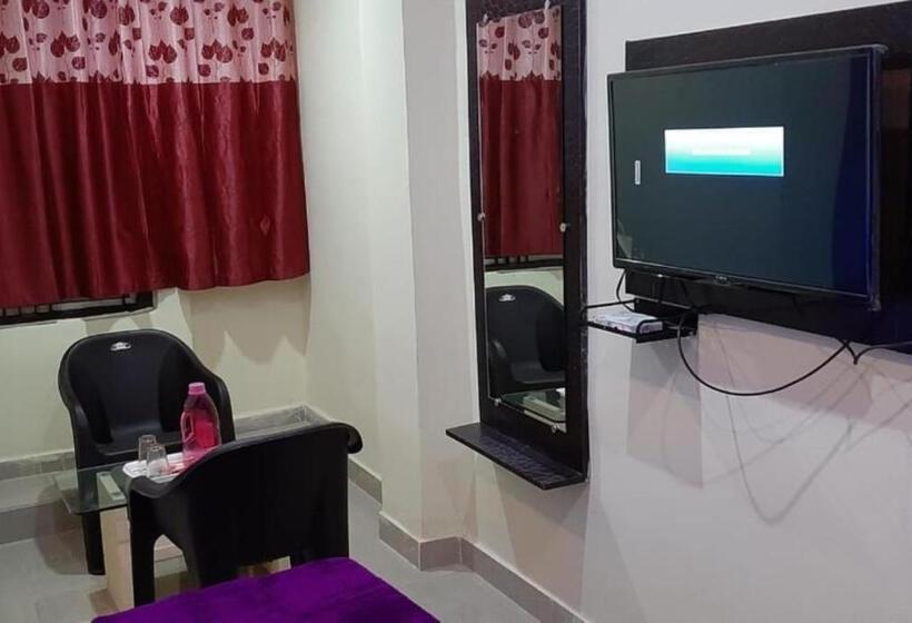 Hotel Radhe Krishna Adilabad