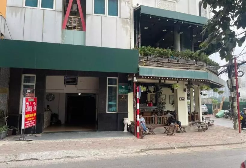 هتل Thủy Tú
