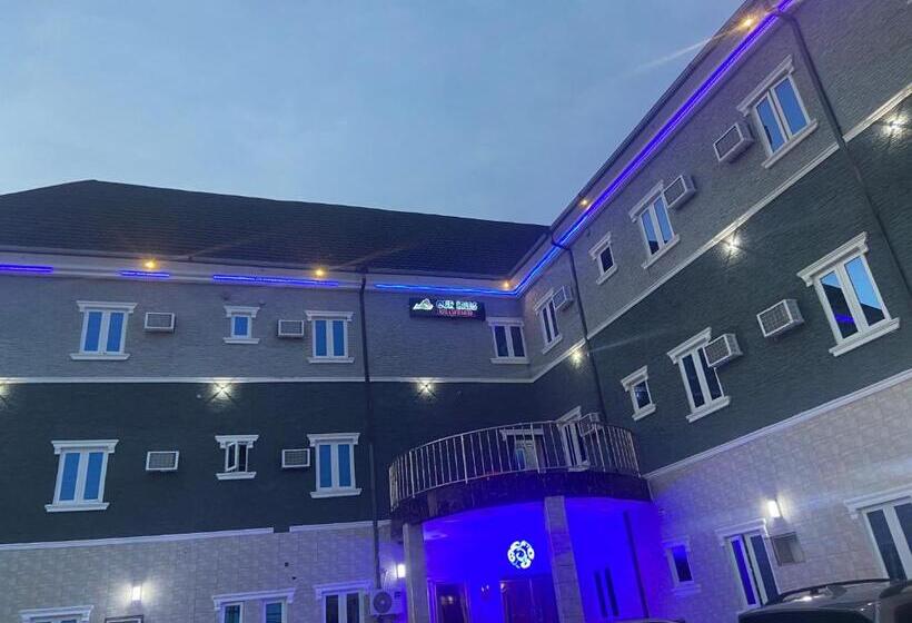 Our Hills Hotel & Suites