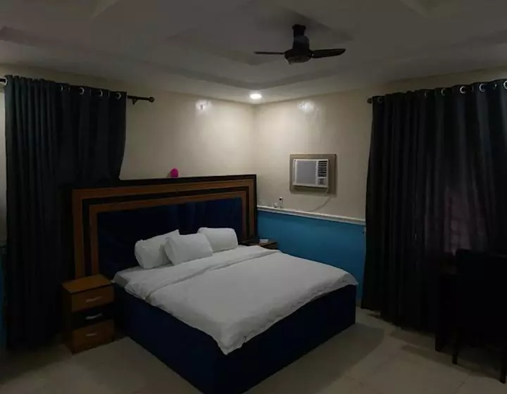 Our Hills Hotel & Suites