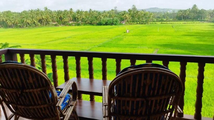 پانسیون Happyfields Farmstay