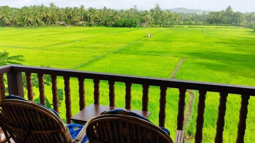 پانسیون Happyfields Farmstay