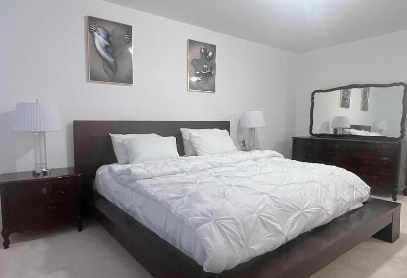 פנסיון Light House