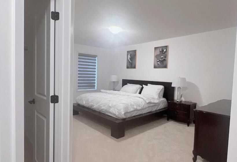 פנסיון Light House