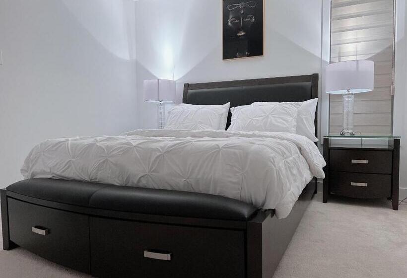 פנסיון Light House