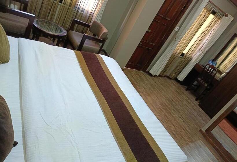 پانسیون Serling Guest House