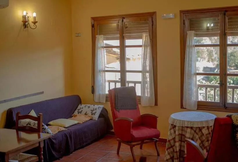 Pension Las Cuevas De Cañart