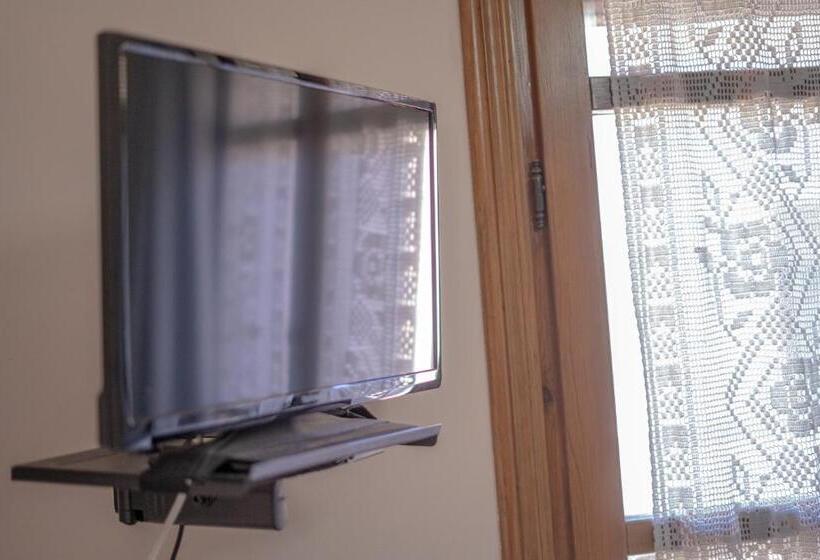 Pension Las Cuevas De Cañart