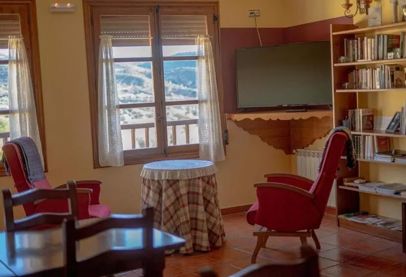 Pension Las Cuevas De Cañart