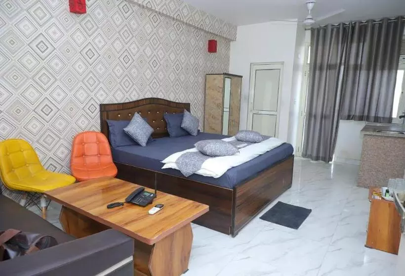 Hotelli Royal Choice Noida Sector 101