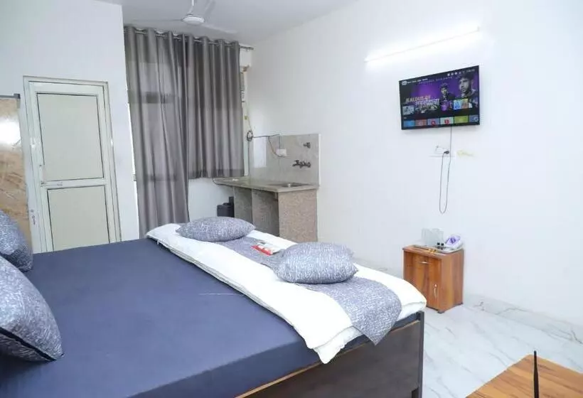 Hotelli Royal Choice Noida Sector 101