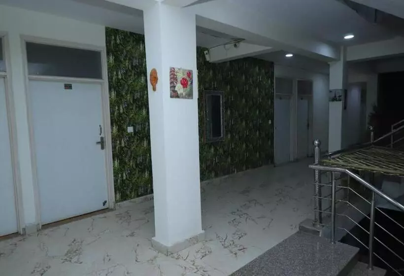 Hotelli Royal Choice Noida Sector 101