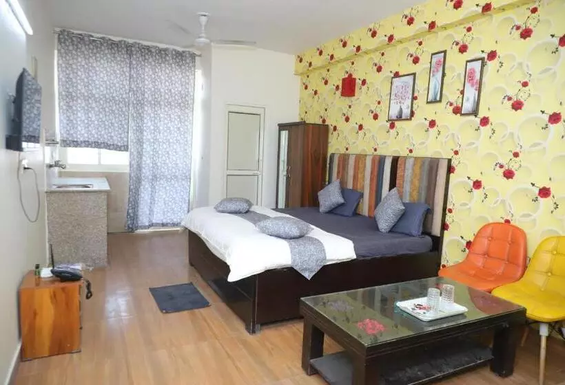 Hotelli Royal Choice Noida Sector 101