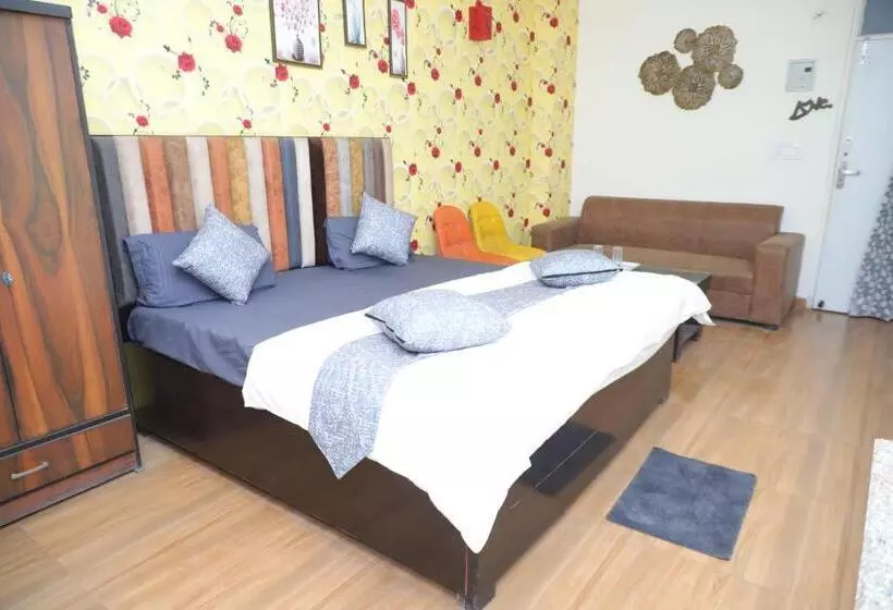 Hotelli Royal Choice Noida Sector 101