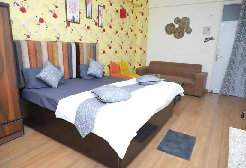 Hotelli Royal Choice Noida Sector 101