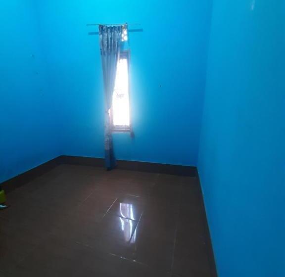 مبيت وإفطار D  Pottery Homestay