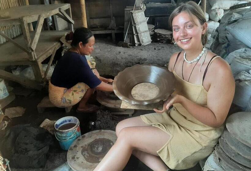 مبيت وإفطار D  Pottery Homestay