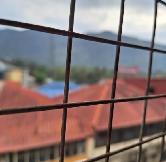 호텔 Adimali Stays