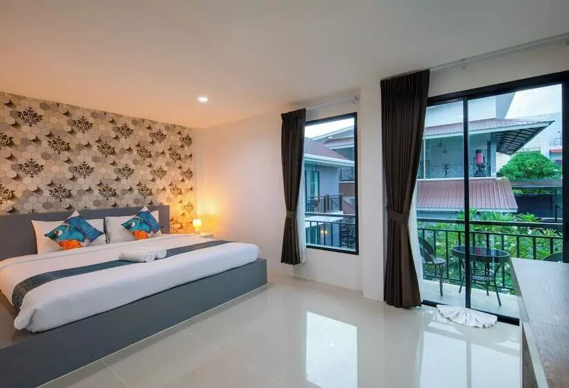 Hotelli Chanakarn Pool Access Rawai