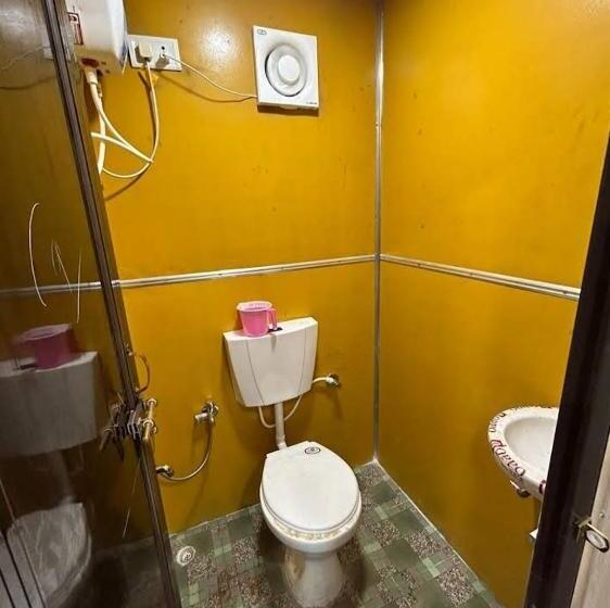 فندق Countries Container Resort