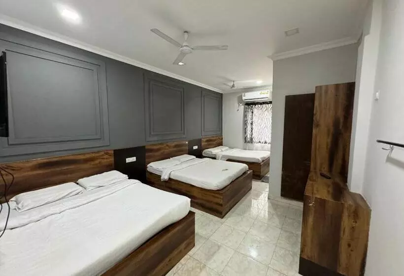 Hotelli Frankies Holiday Inn