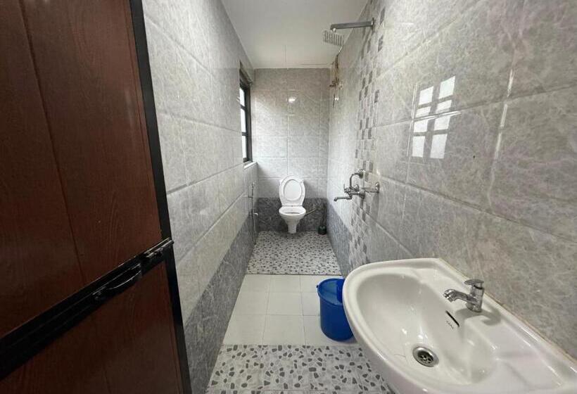 Hotel Frankies Holiday Inn