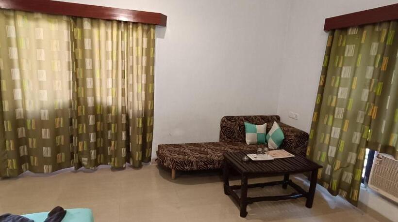 호텔 Green Woods Resort