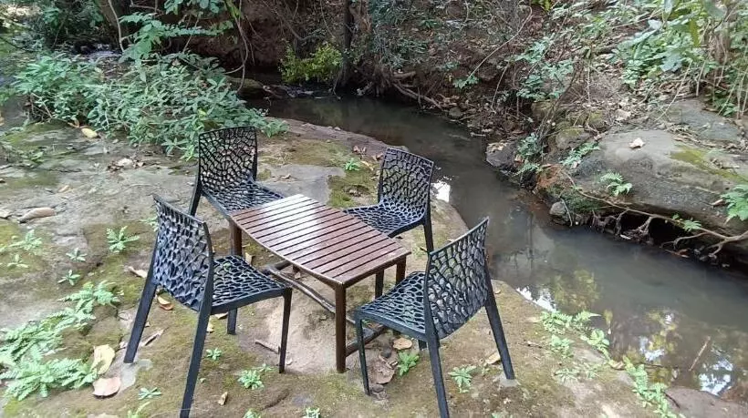 ホテル Green Woods Resort