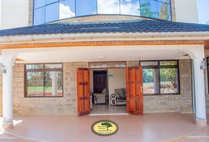 هتل Juniper Green Gardens Resort