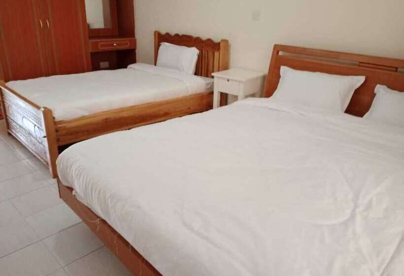 هتل Juniper Green Gardens Resort