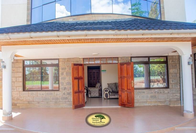 هتل Juniper Green Gardens Resort