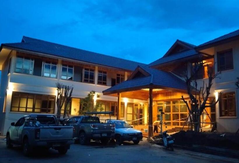 فندق Kum Chan House