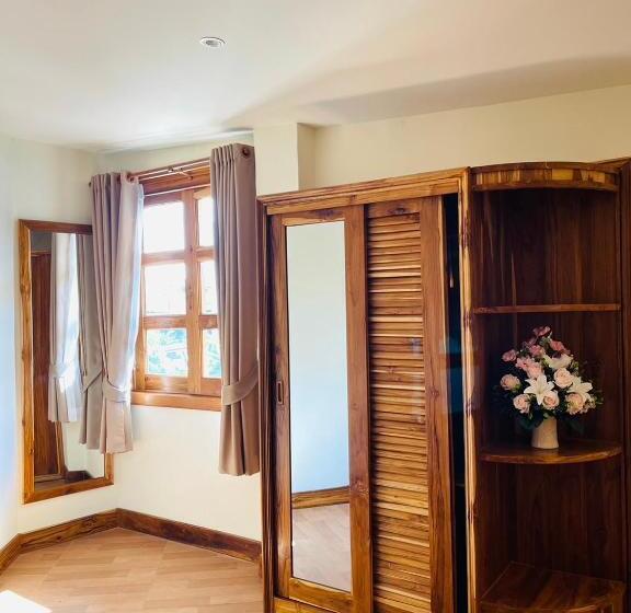 فندق Kum Chan House